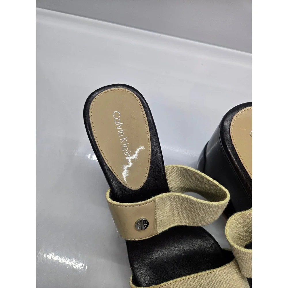Calvin Klein Yanz Black Beige Canvas Patent‎ Wedge Sandals Womens 8.5M E8681
